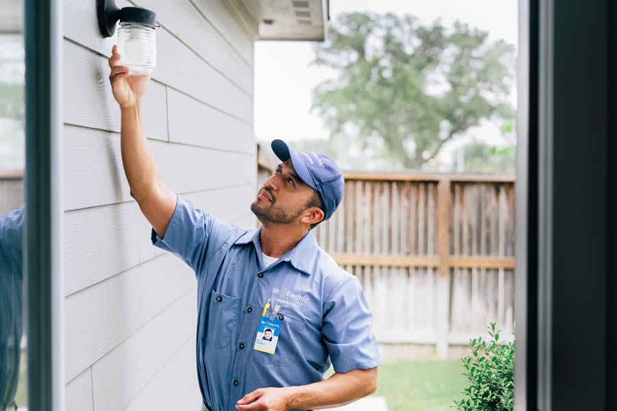 Electrical Lighting Installation in Alamo Heights, TX